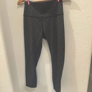 LULULEMON sz 6 Heathered gray Wunder Under HR LUXTREME